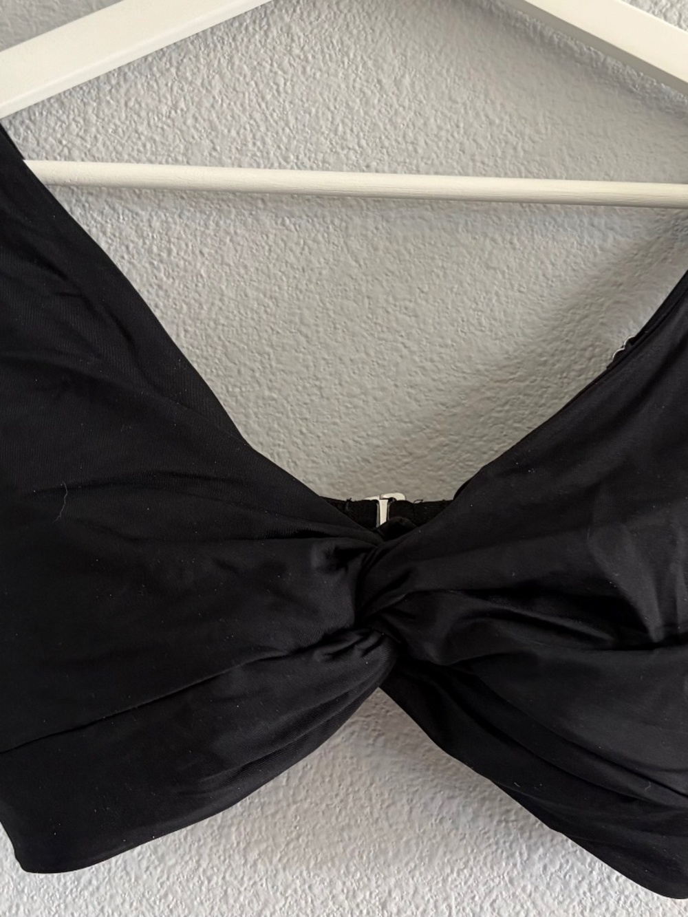 Lands End Twist Front Underwire Swimsuit Top 8DD